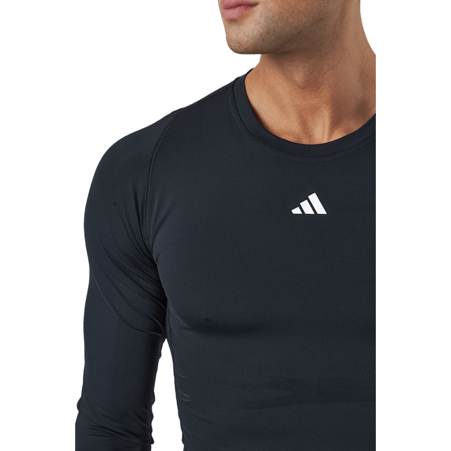 Top Techfit Training a maniche lunghe nero
