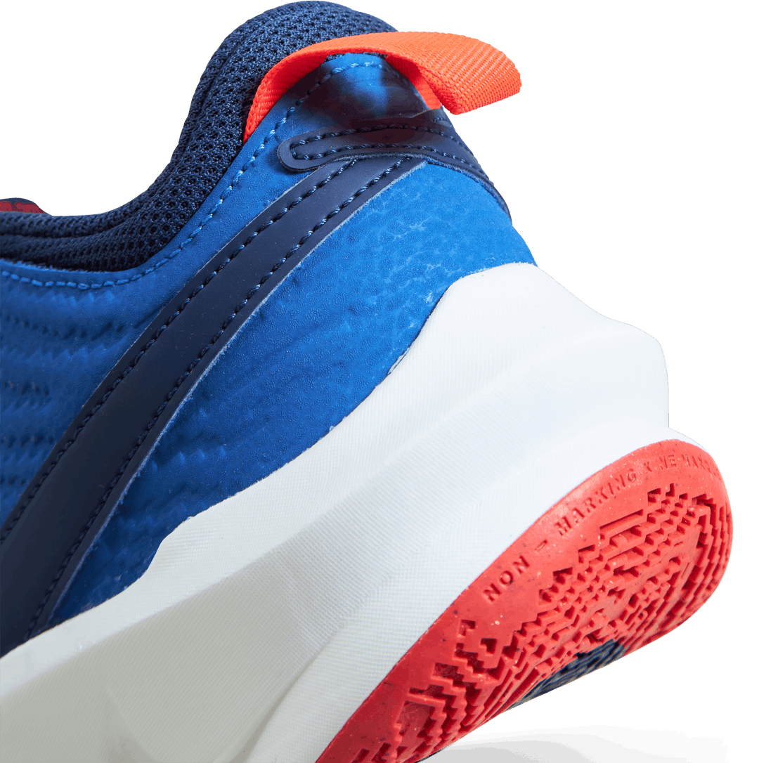 Squadra Hustle D 10 (GS)