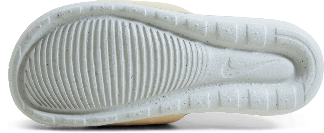 Nike Victori One