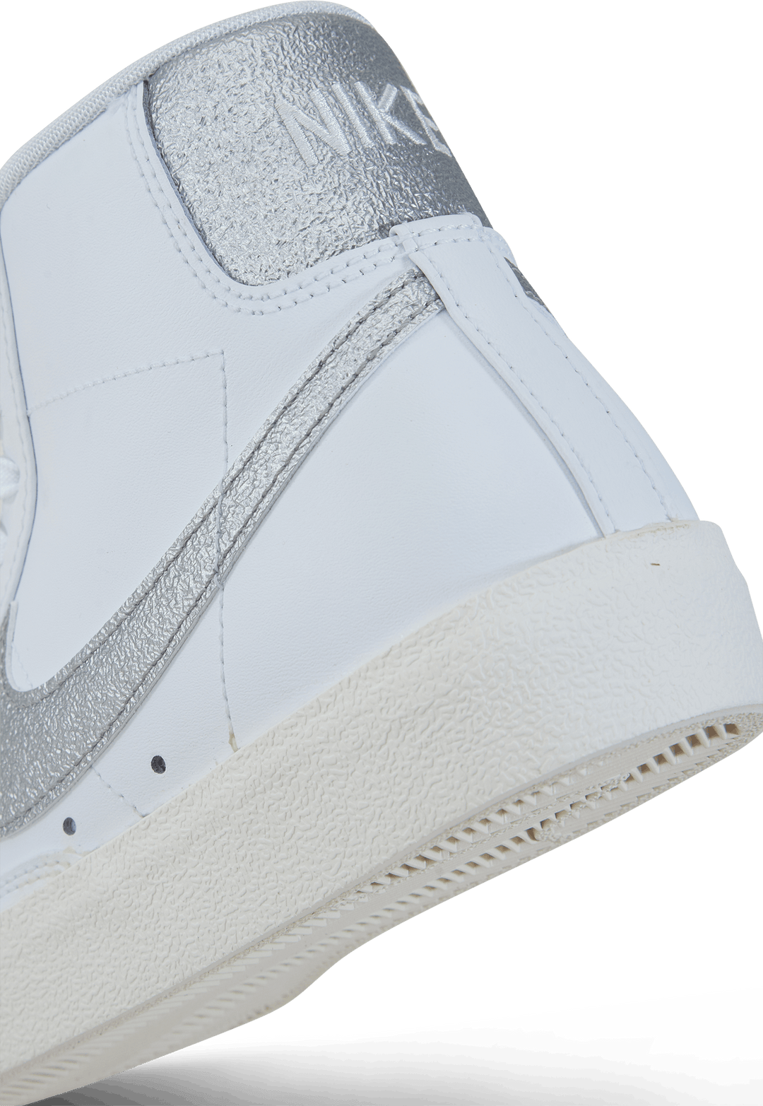 Nike Blazer Mid '77 Ess WMNS
