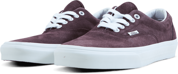 Ua Era Pig Suede Wine Tasting