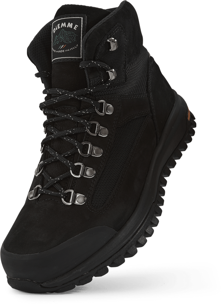 One Hiker Black