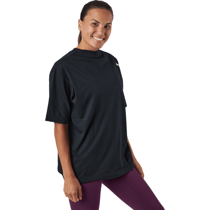 Form Boyfriend Tee Black/white