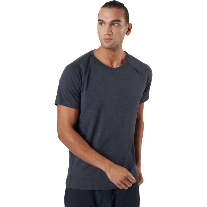 Motion Tee India Ink/black