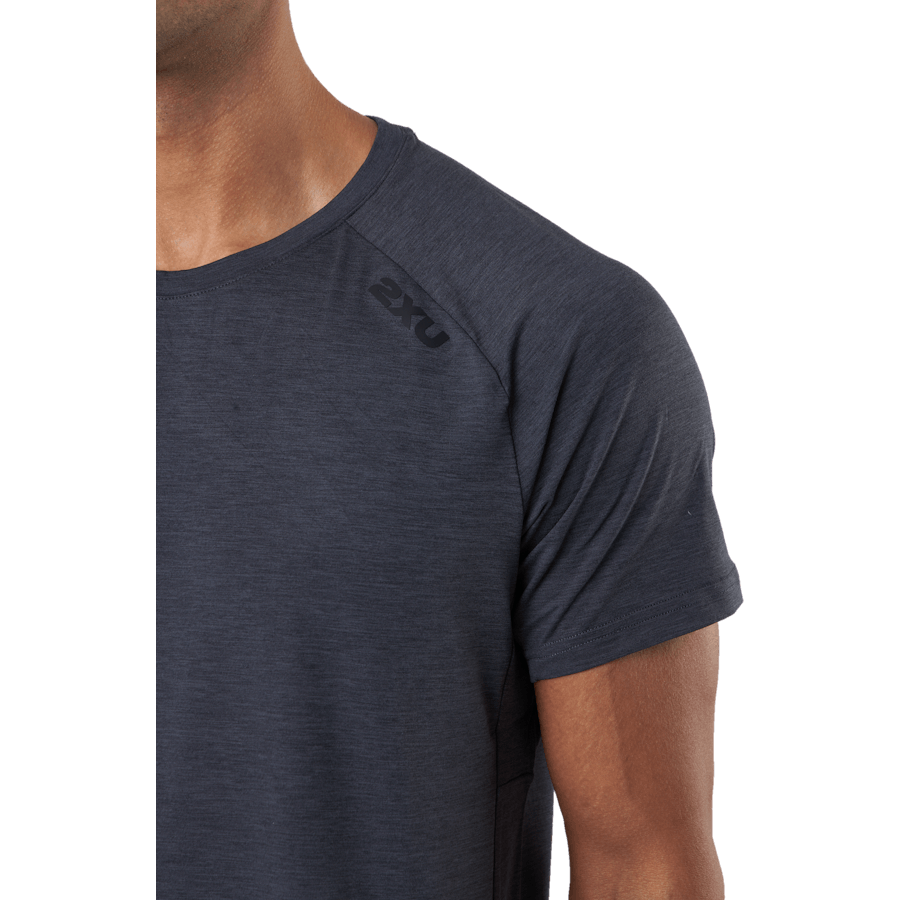 Motion Tee India Ink/black