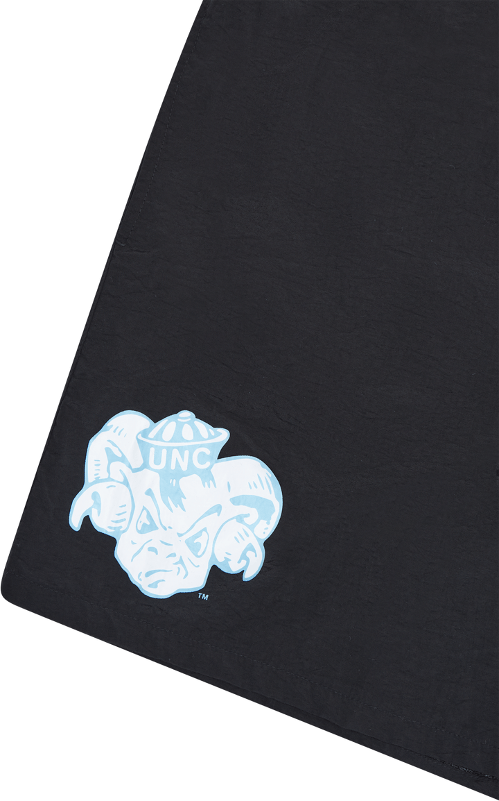 Nylonowe spodenki UNC Team Essentials