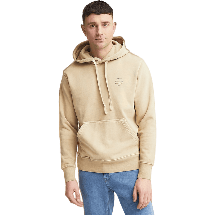 Nouveau chameau à capuche