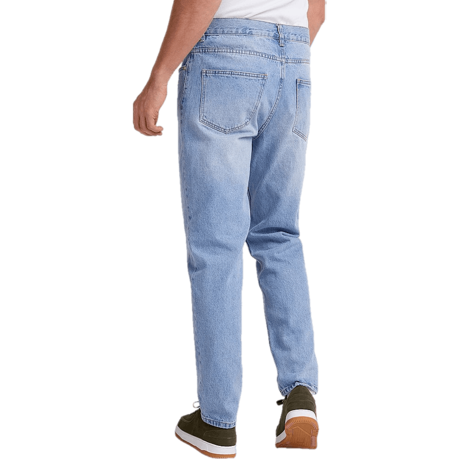 Relaxed Tapered Jeans