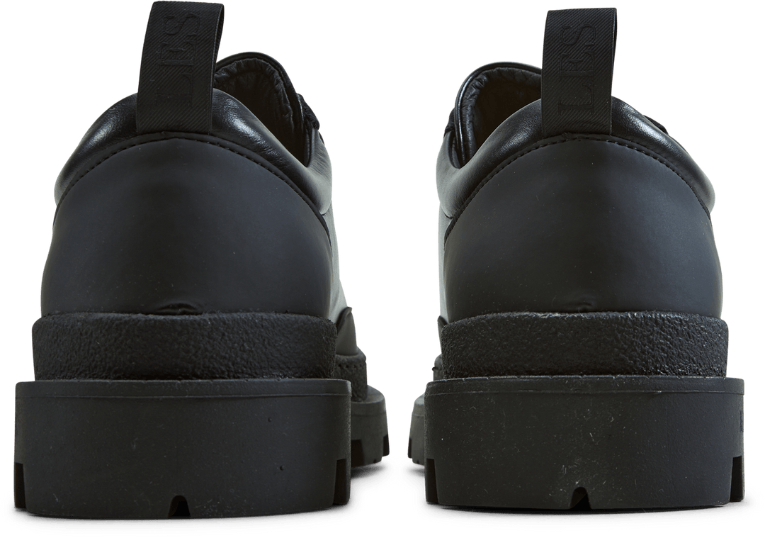 Tanner Leather Sneaker Musta/musta