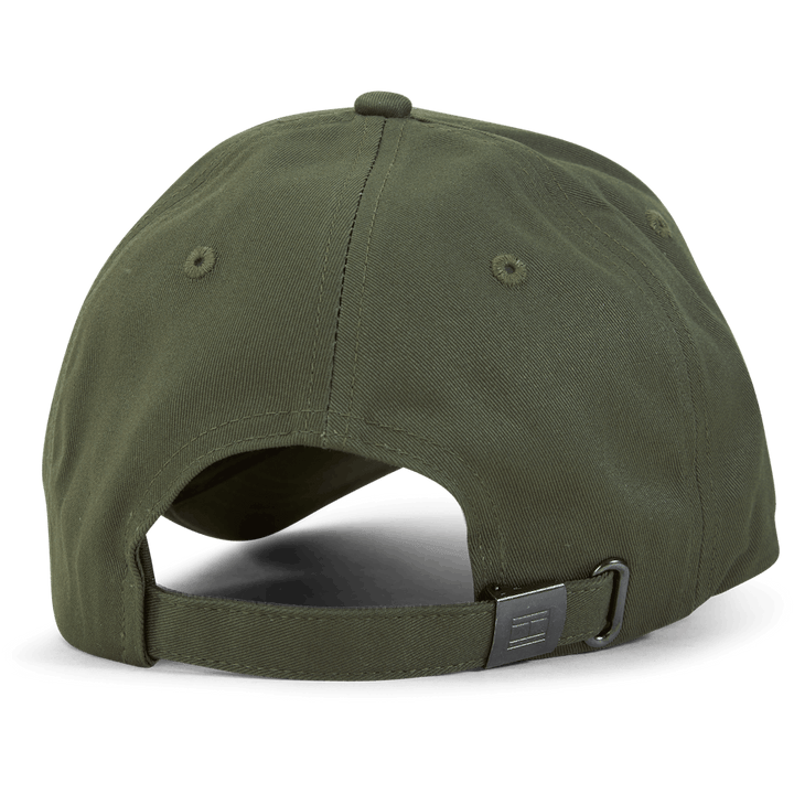 Essential Flag Cap Rbn