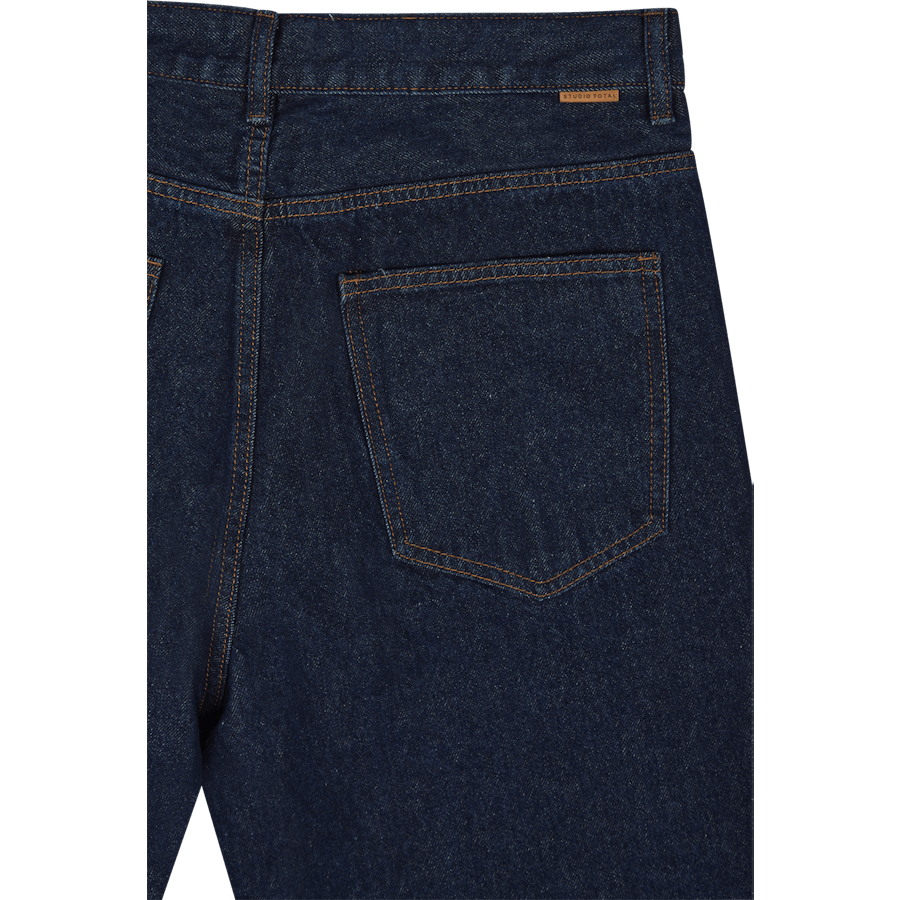 Studio Total Icon Weite Jeans
