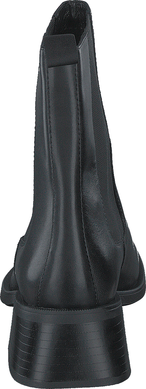 Blanca Black