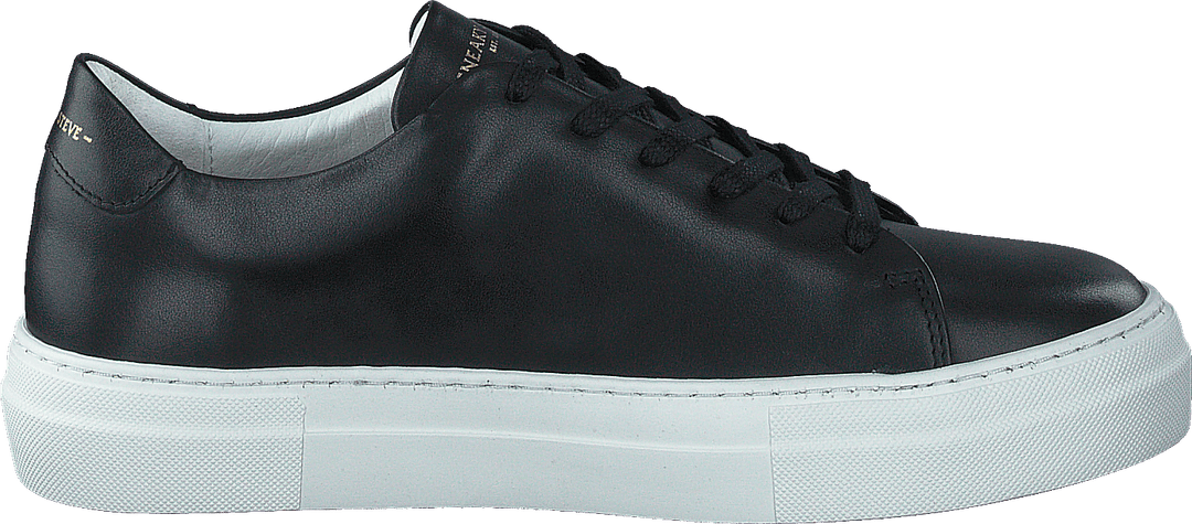 Moore W Black