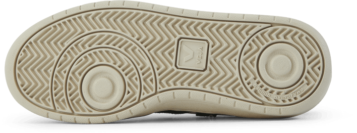 V-12 Leather Extra White Cyprus