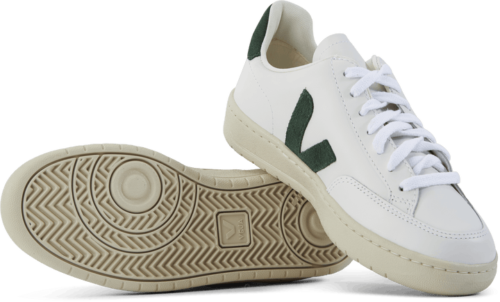 V-12 Leather Extra White Cyprus