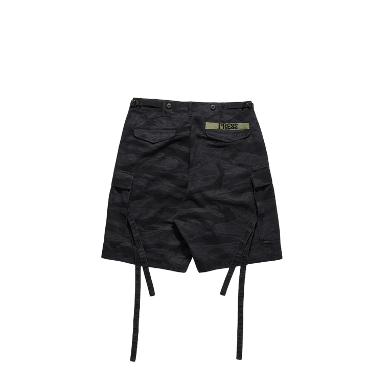 "Tigerstripe Loose Cargo Shorts" šortai "Subdued Night