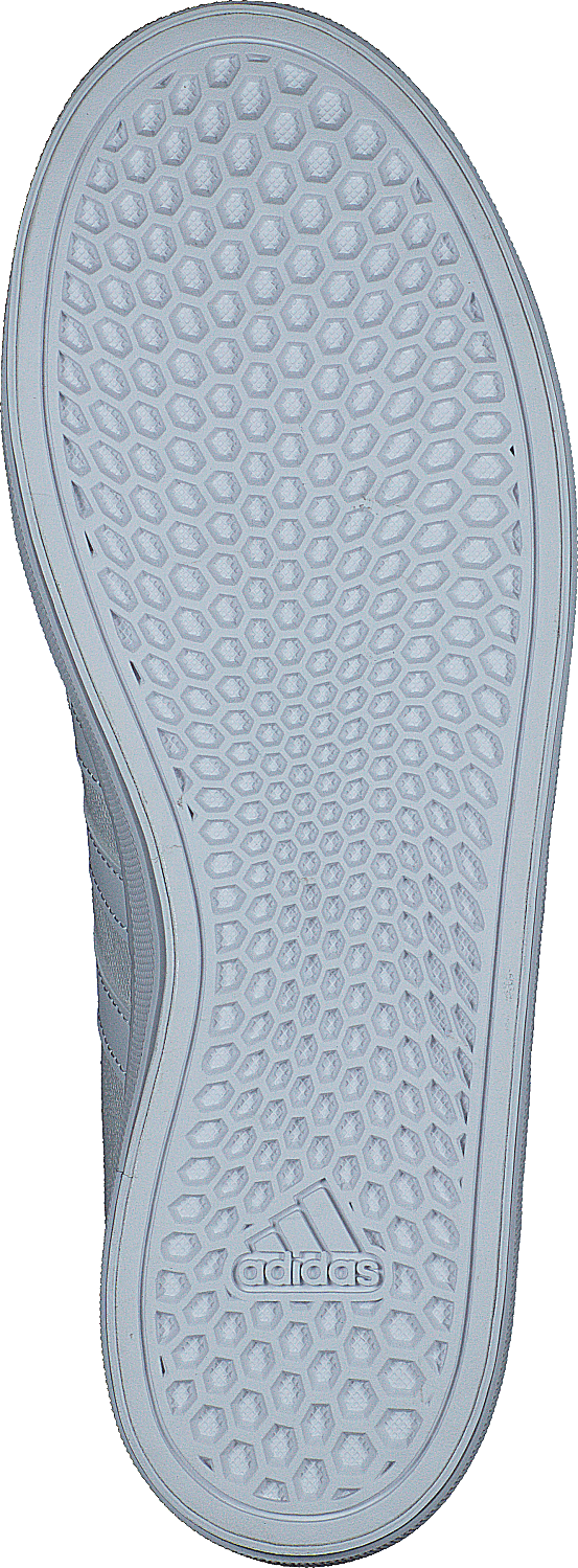 Chaussures de skateboard mi-montantes Bravada 2.0 Lifestyle en toile, blanc nuage / blanc nuage / blanc nuage