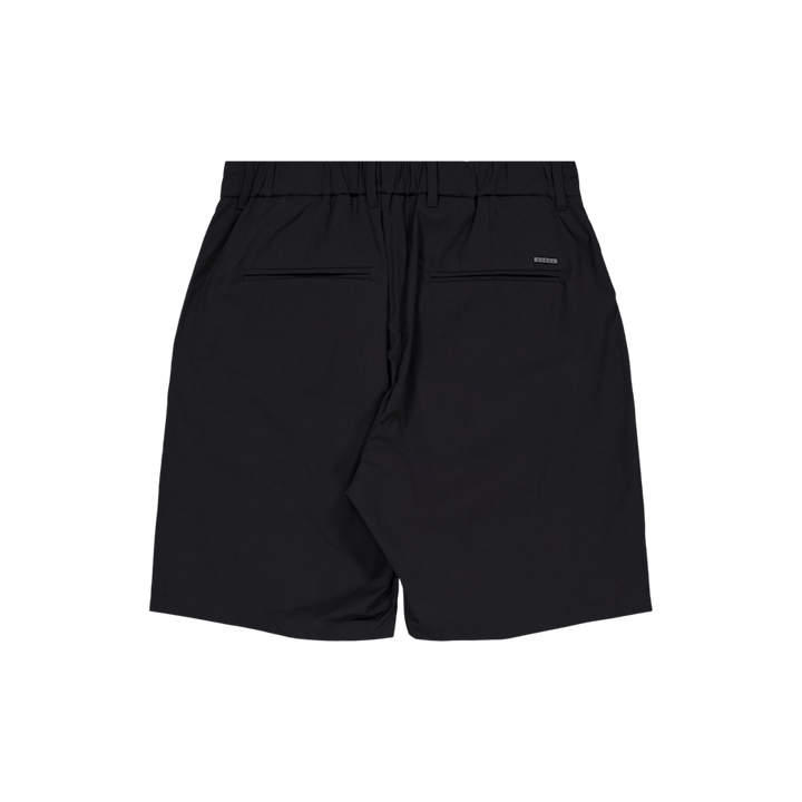 Aaren Travel Light Short Black