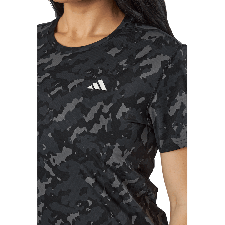 Own the Run Camo Running T-Shirt Schwarz