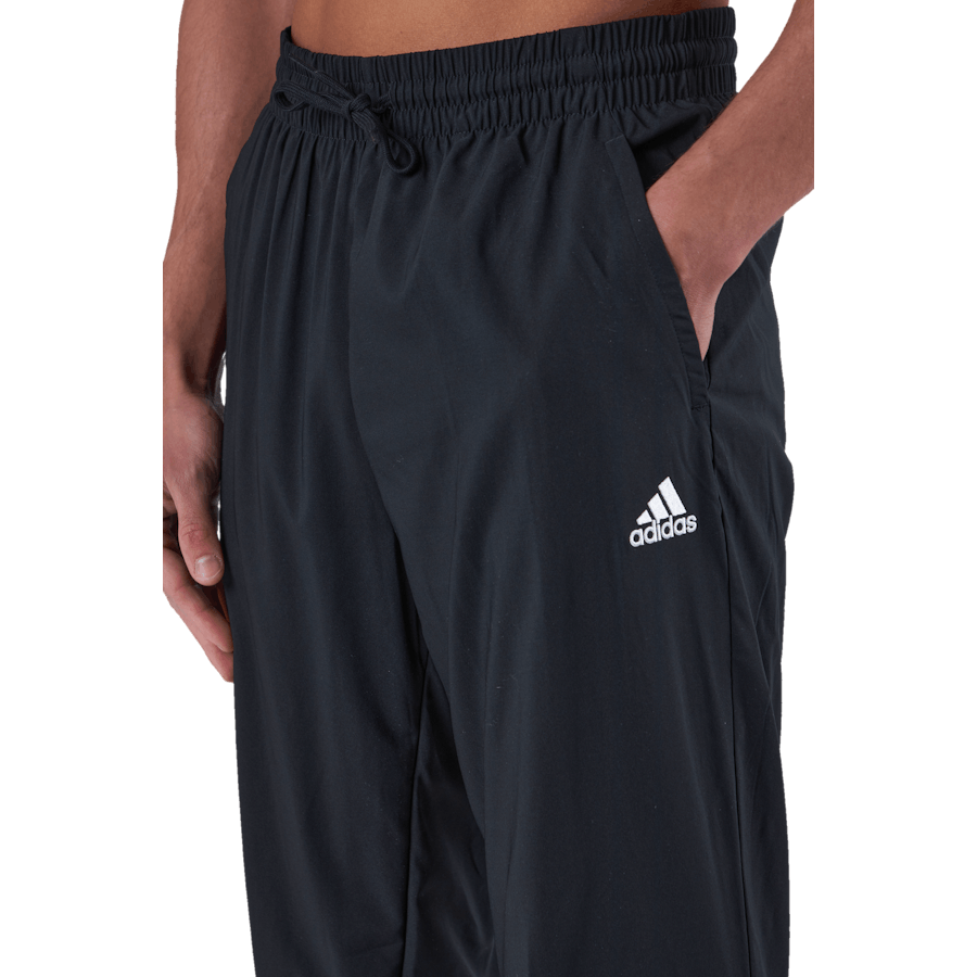 AEROREADY Essentials Stanford Polsini elastici con logo piccolo Joggers nero