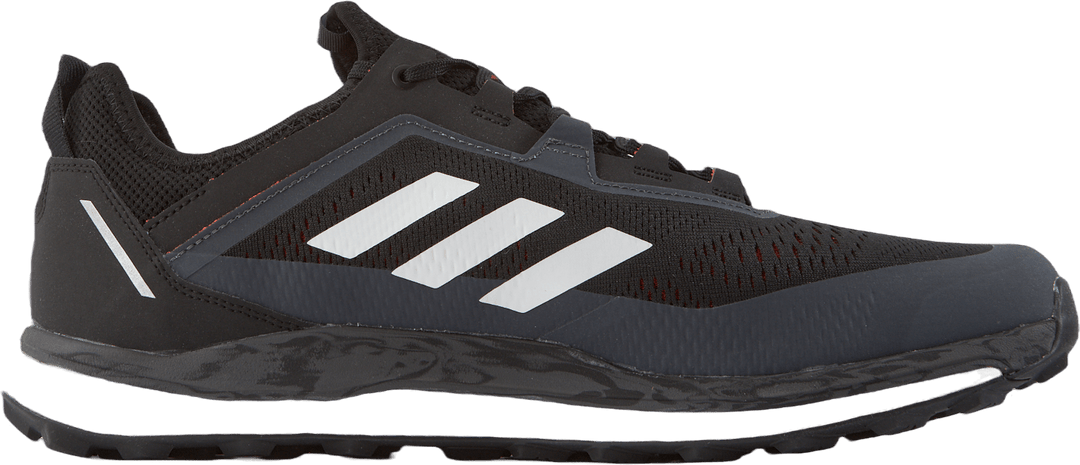 Terrex Agravic Flow Cblack/crywht/solred