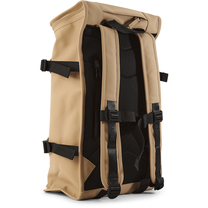 Rains Trail Mountaineer Bag 24