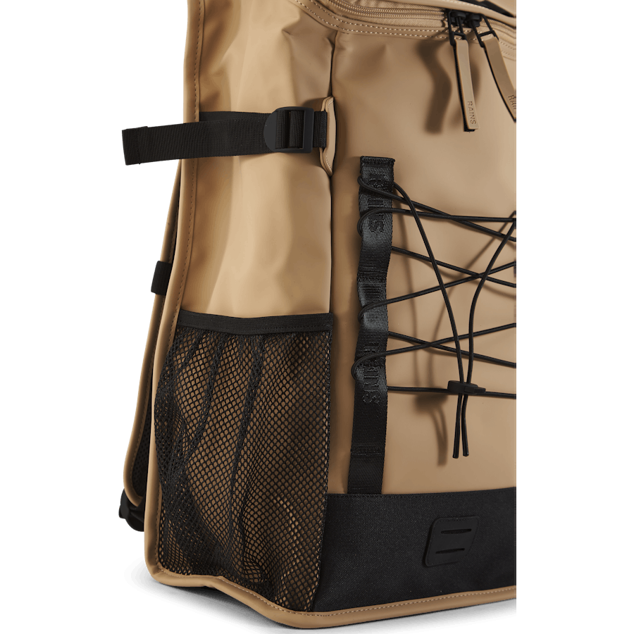 Rains Trail Mountaineer Bag 24
