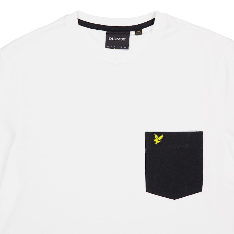 Lyle & Scott Contrast Pocket T-shirt W104