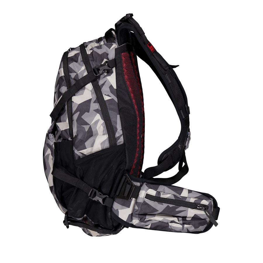 Shred 25l Mtb dagryggsäck Camo/svart