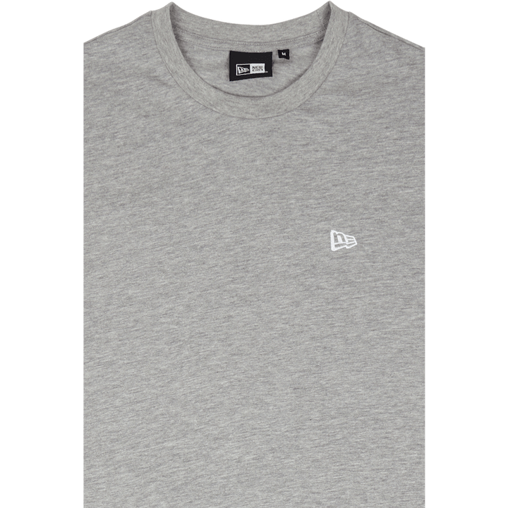 NE ESSENTIALS TEE NEWERA