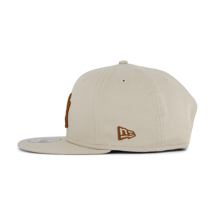 New Era League Essential 9fifty Neyya Stntpn