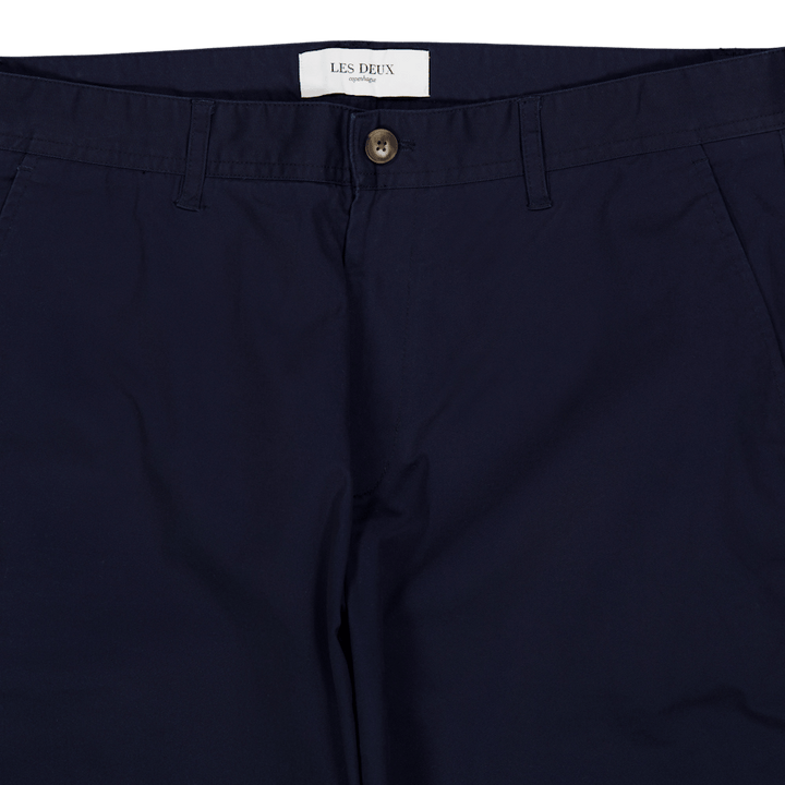 Les Deux Jared Twill Chino Pants Dark "34