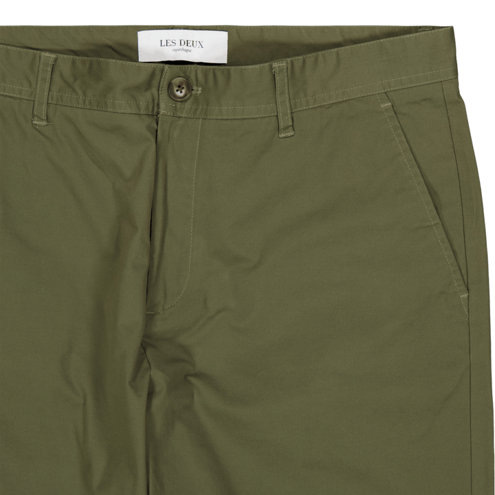 Les Deux Jared Twill Chino Pants  Night "34