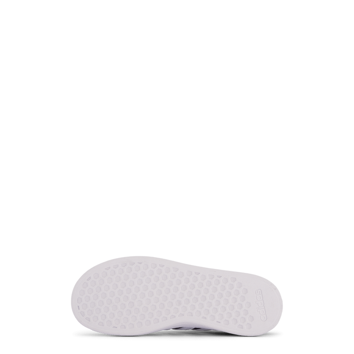 Grand Court Lifestyle Tennis Lace-Up Shoes Core Black / Cloud White / Core Black
