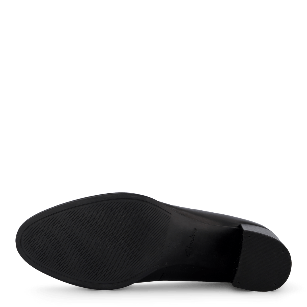 Freva55 Court Black Leather