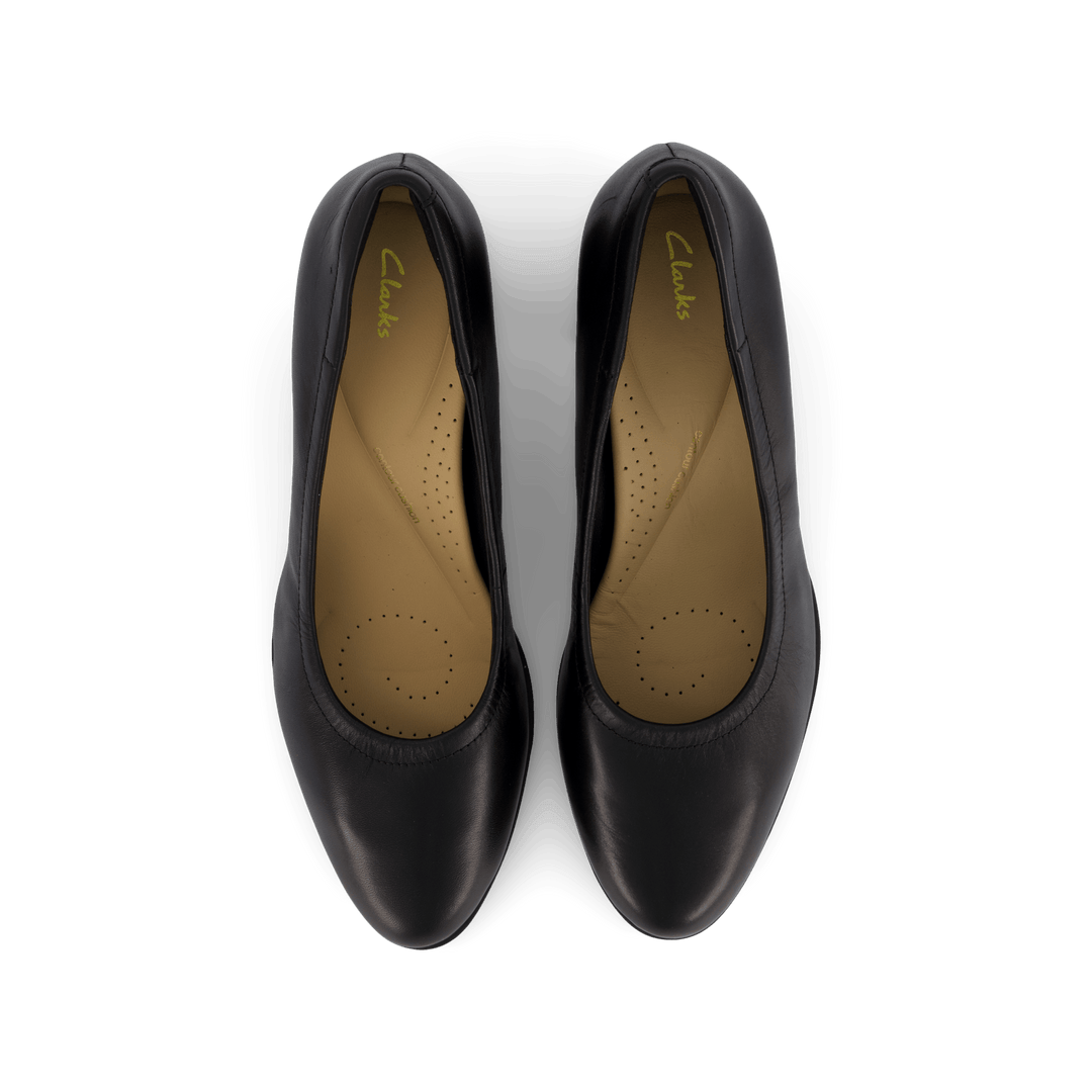 Freva55 Court Black Leather