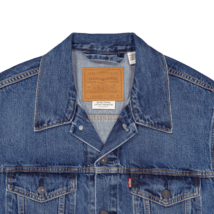 New Relaxed Fit Trucker Med In Waterfalls