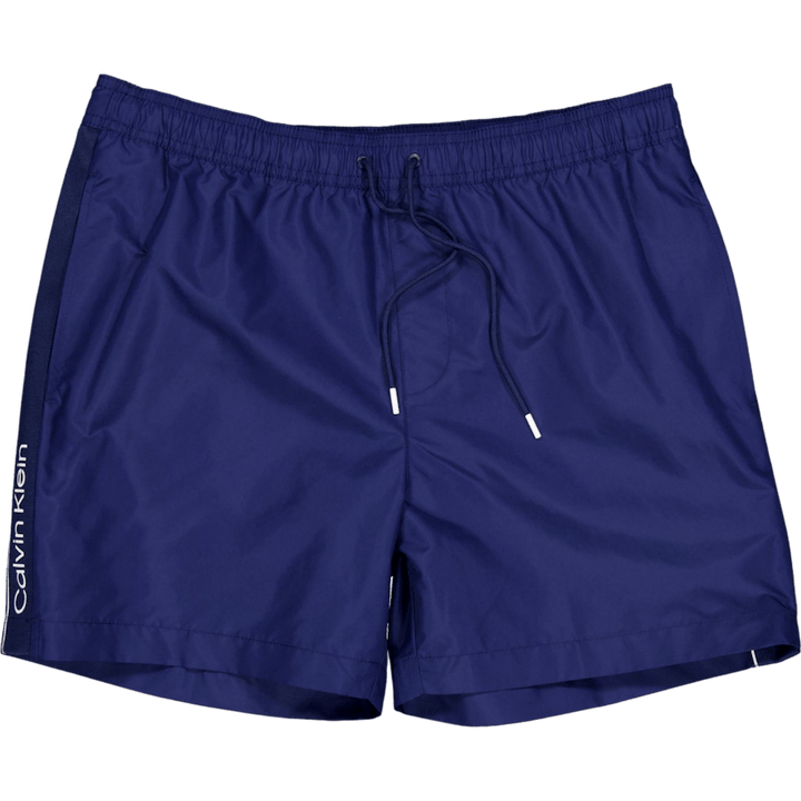 Medium Drawstring Signature