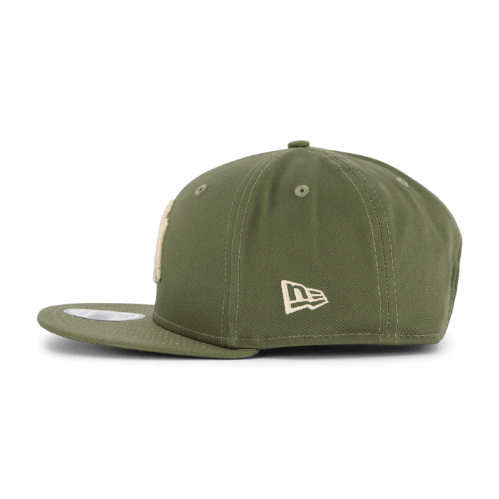 League Essential 9fifty New Yo Novstn