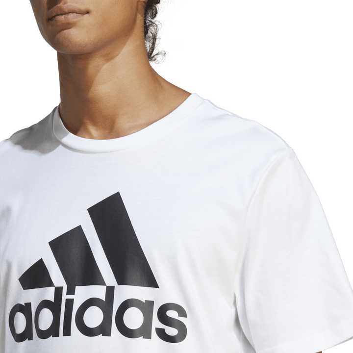 T-shirt Essentials en jersey simple avec grand logo blanc