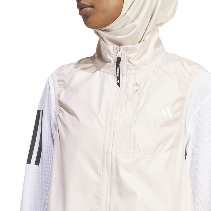 Own the Run Vest Putty Mauve