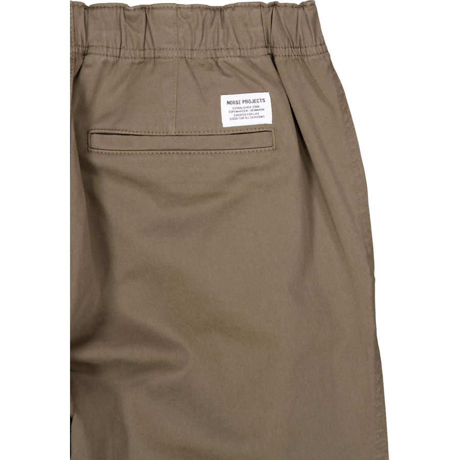Ezra Relaxed Organic Stretch T Sediment roheline