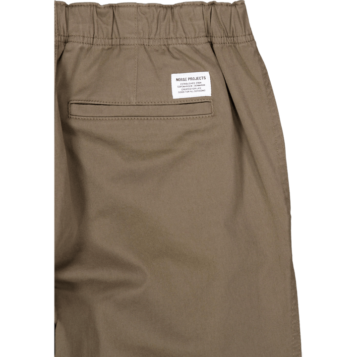 Ezra Relaxed Organic Stretch T Sediment roheline