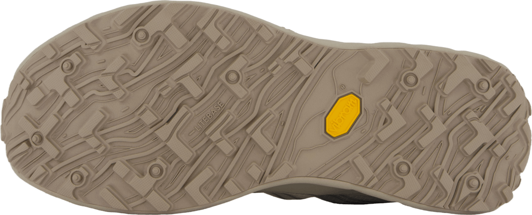 Norda 002 M Cinder
