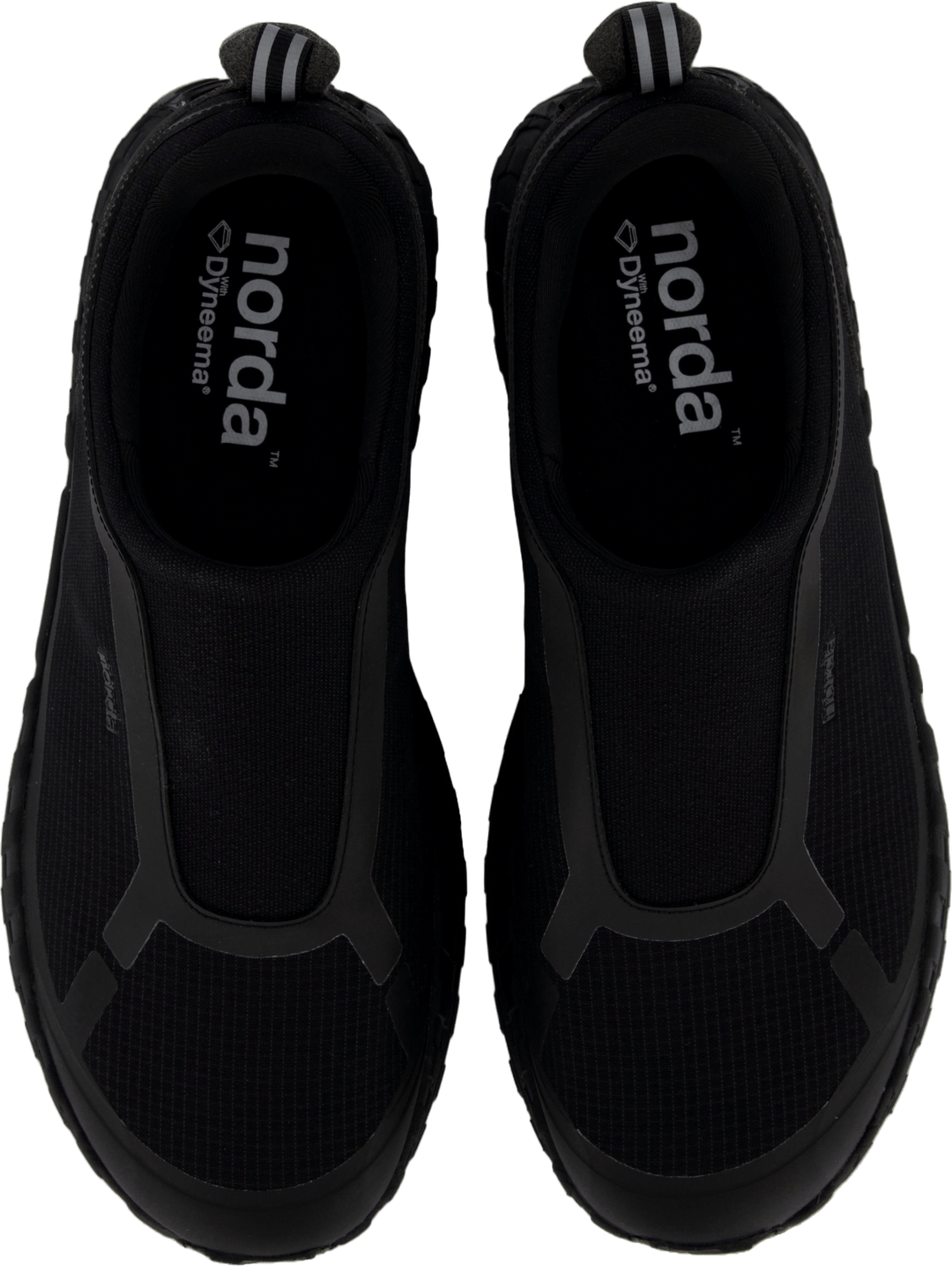 Norda 003 Pitch Black