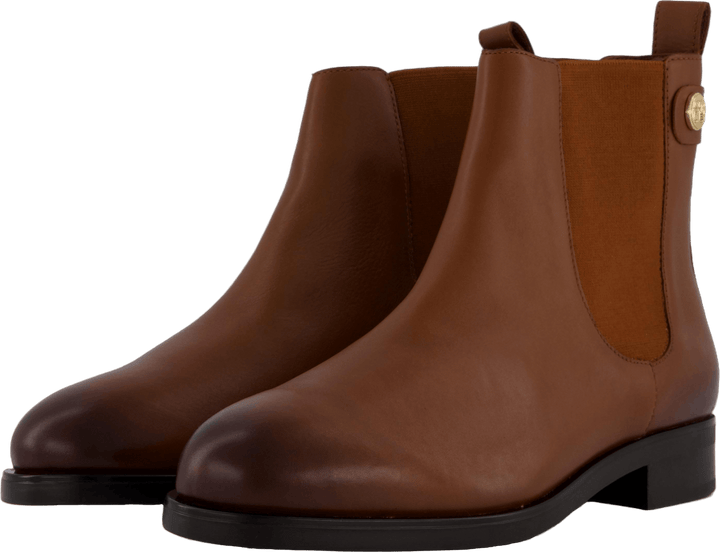 Th Stud Leather Low Chelsea Cognac Brown