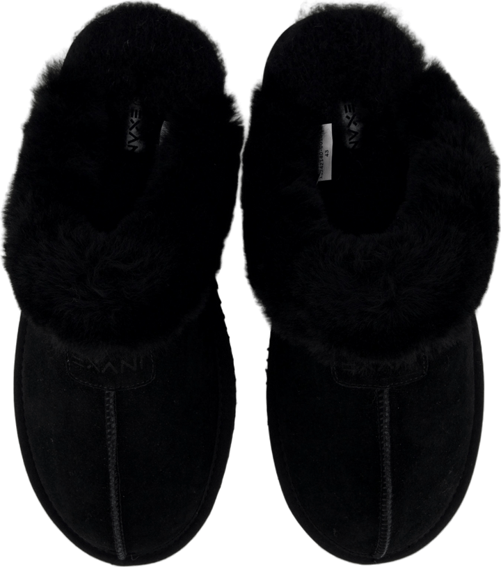 Obey M Black