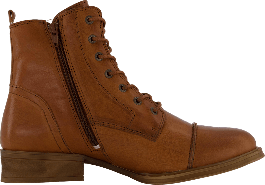 Pandora Boot