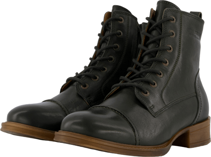 Pandora Boot
