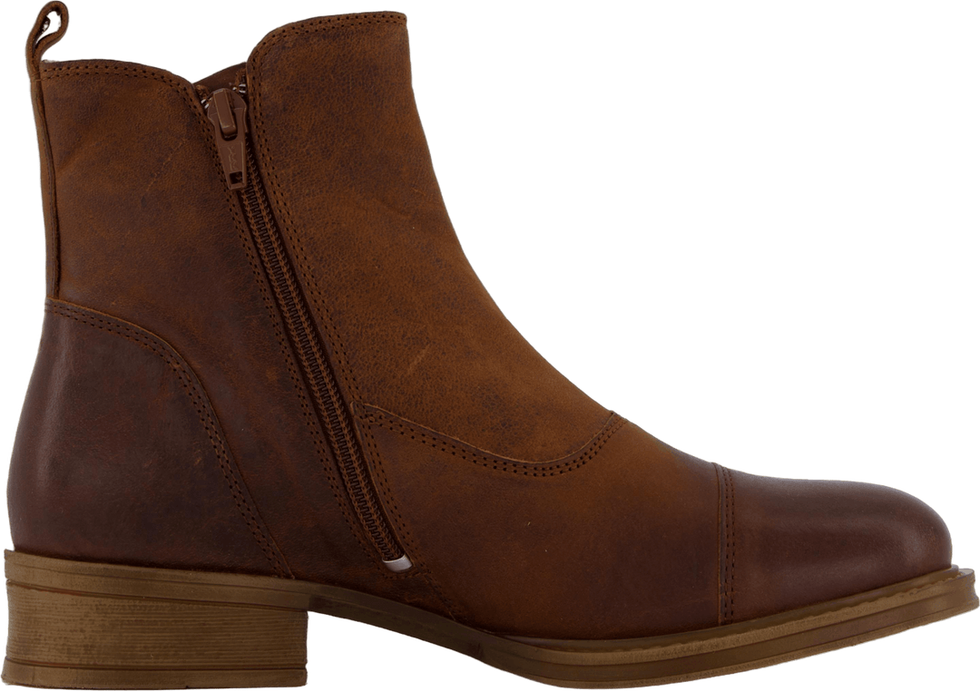 Pandora Boot